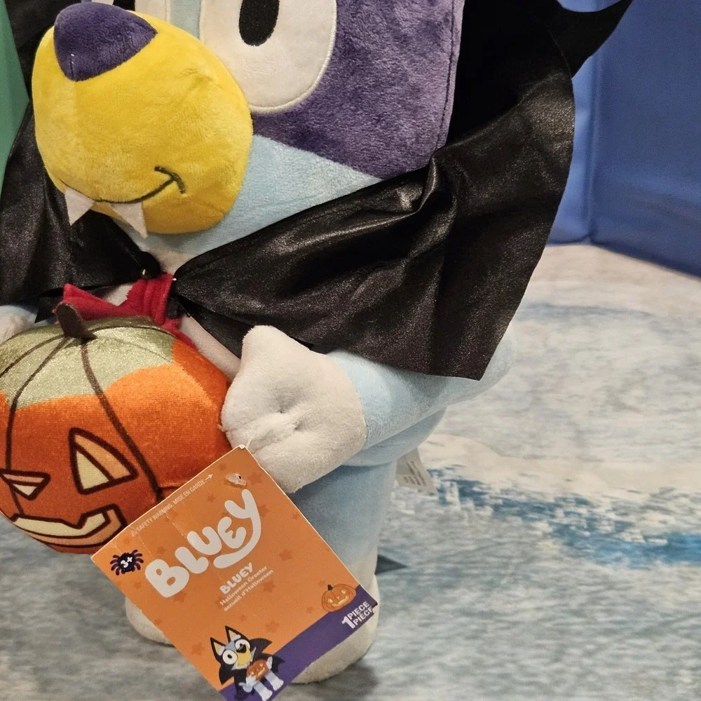 Bluey Vampire Pumpkin Plush Greeter 18